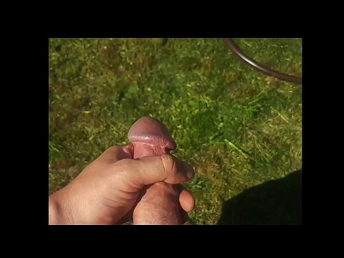 ❤️ Faigheann hottie te a pussy bándearg fucked agus cums le squirt i ghairdín samhraidh Porn bhaile ag ga.hdpornpics.ru